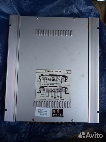 4-канальный усилитель Lanzar vibe411