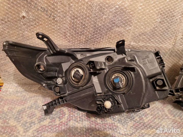 Фонари на Toyota Land Cruiser Prado 150 9-13г