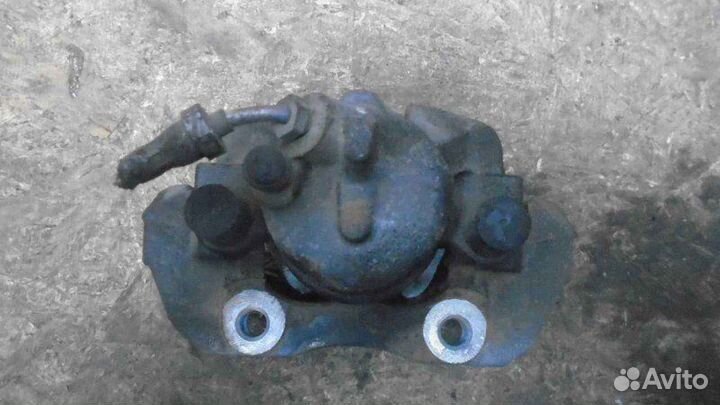 Суппорт передний левый Ford Focus 3 1.6 2011-2018