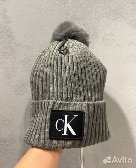 Шапка c помпоном Calvin Klein оригинал новая