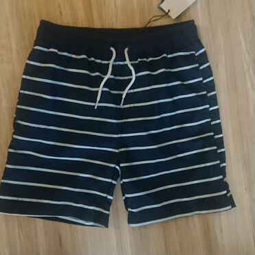 Шорты купальные новые р. 134