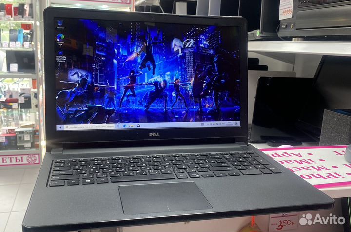 Ноутбук dell i3 500 PU/8GB RAM/128GB SSD