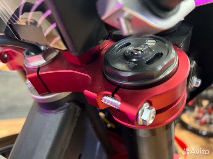 Rockot GS ONE Blackout (300сс, 177MM) Эндуро