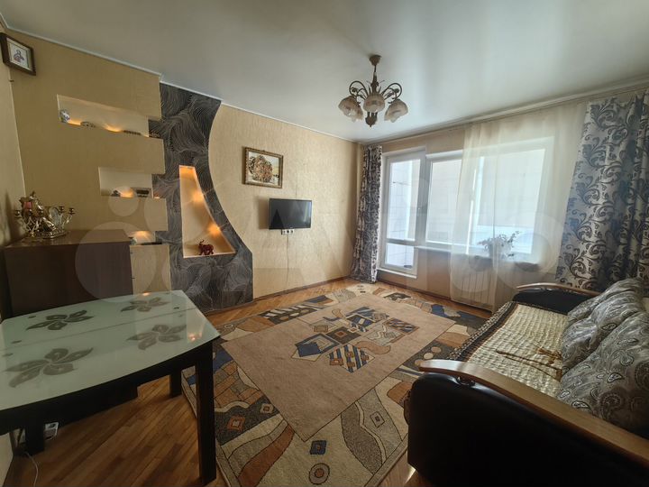 2-к. квартира, 50 м², 5/9 эт.