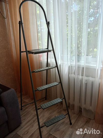 Лестница стремянка