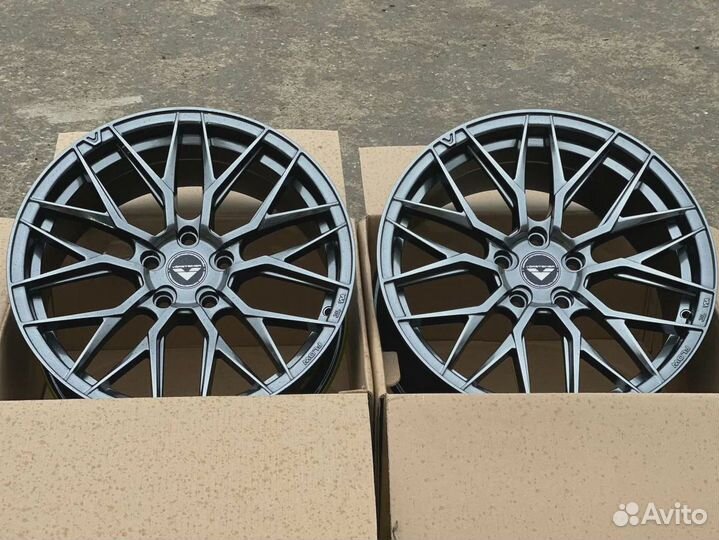 Диски R18 5*114,3 Vorsteiner VF107 темный графит T