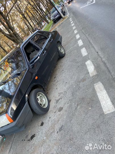 ВАЗ 21099 1.5 МТ, 2003, 180 194 км