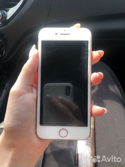 Телефон iPhone 8 64 gb