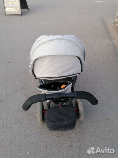 Трехколесный велосипед с ручкой