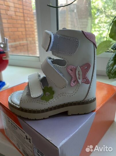 Сандали ortuzzi