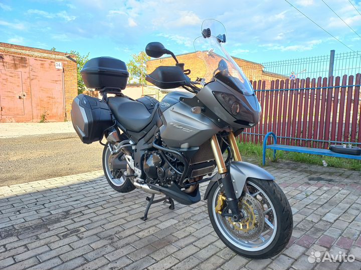 Triumph tiger 1050