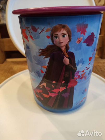 Контейнер tupperware