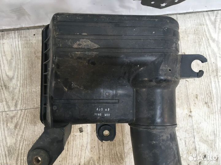 Корпус воздушного фильтра Hyundai Trajet