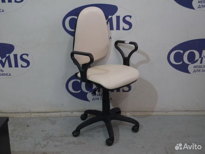 Кресло офисное компьютерное
