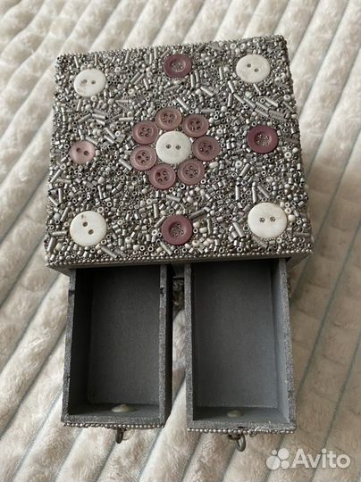 Шкатулка для украшений