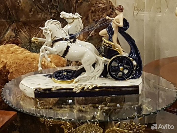 Статуэтка Фарфор Royal Dux.Марс на колеснице Роял