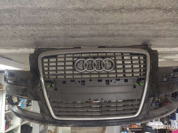 Бампер передний с решёткой Audi A8 D3