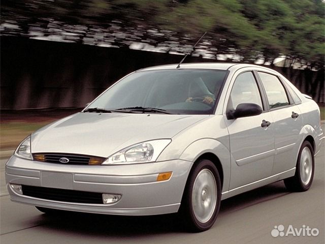 Лобовое стекло Ford focus