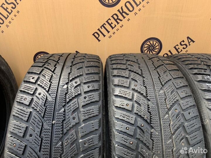 Kumho I'Zen RV Stud KC16 235/55 R17 103T