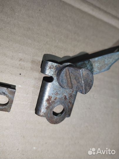 Механизм стояночного тормоза Иж