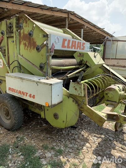 Пресс-подборщик Claas Rollant 44, 1990