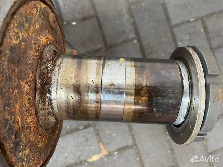 81442016267 Кулак поворотный левый