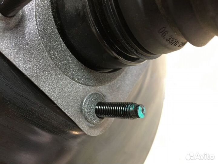 Главный тормозной цилиндр Mitsubishi Outlander 3