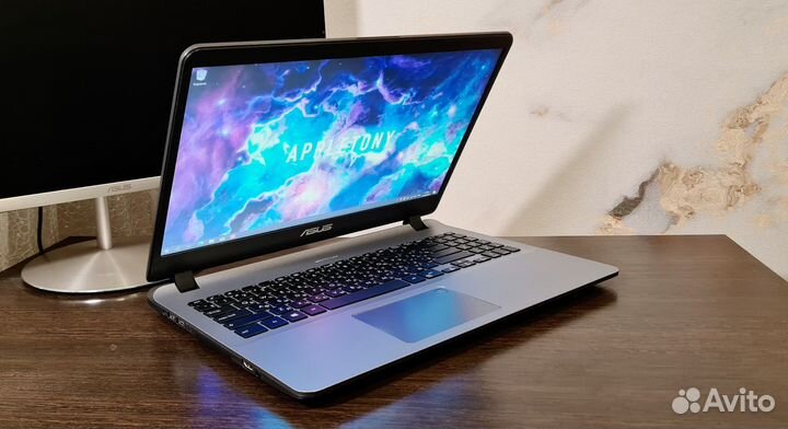 Asus/Core i3/Nvidia MX130/SSD