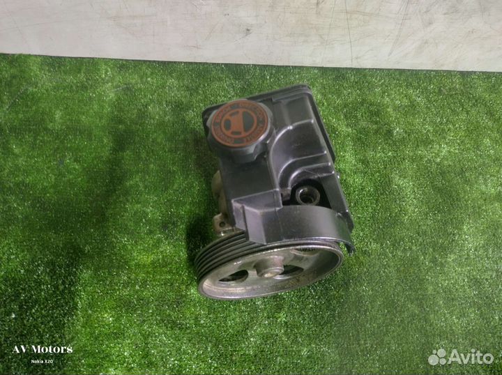 Насос гура Peugeot 206