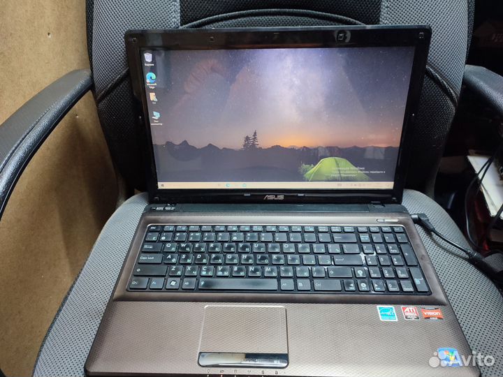 Ноутбук asus