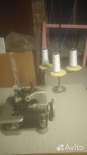 Оверлок для швейного производства