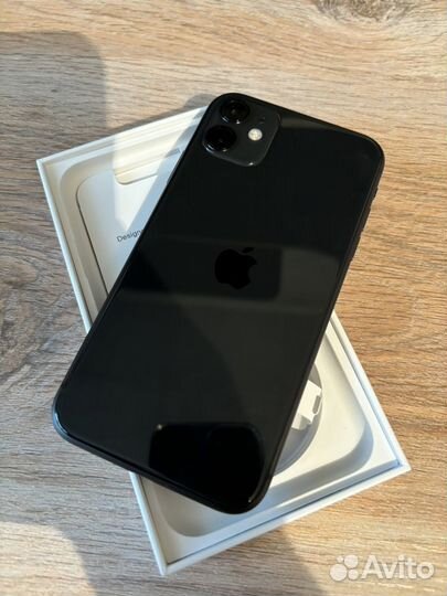 iPhone 11, 64 ГБ