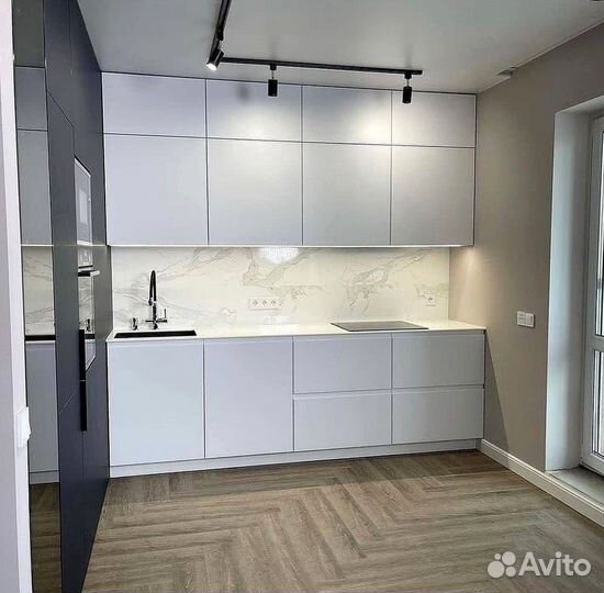 Кухня угловая на заказ.мдф фасады