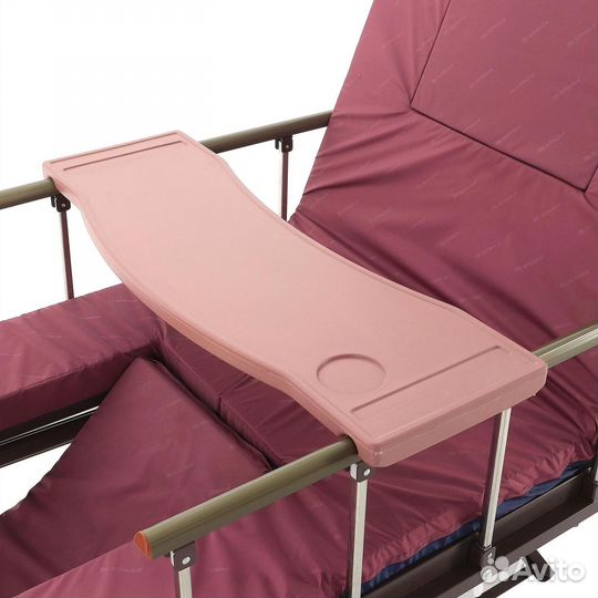 Медицинская кровать