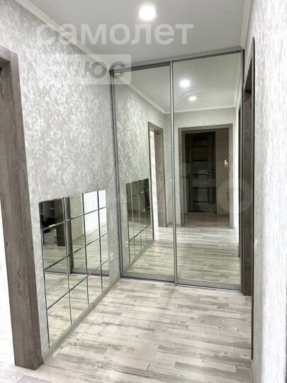 Квартира-студия, 82 м², 19/20 эт.