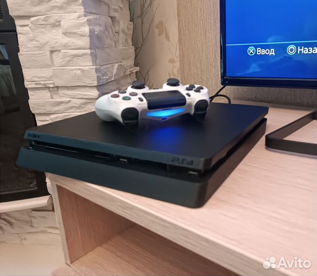 Прошитая Sony PS4 Slim + 40 игр goldhen 9.0