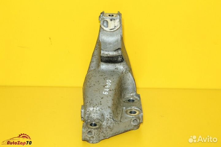 Honda Crosstour Кронштейн опоры двигателя задний