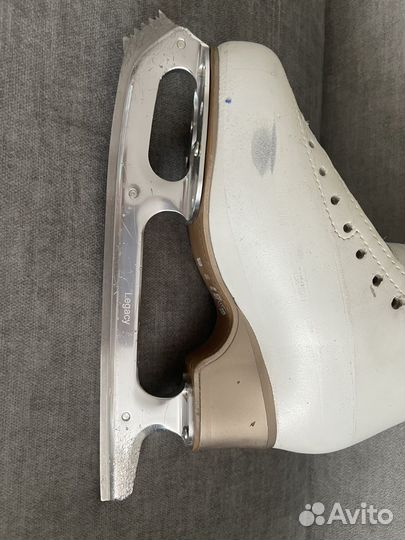 Фигурные коньки edea ice fly 230