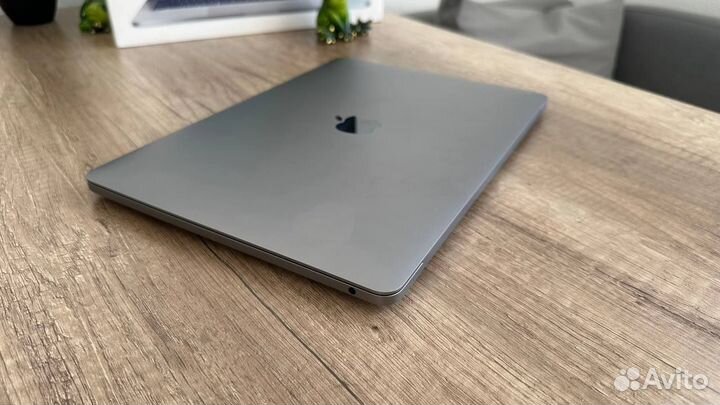 Apple MacBook Pro 13 M2 8/256Gb + Гарантия