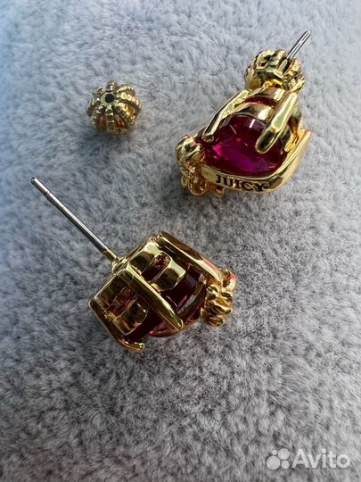 Серьги пусеты бордовые Juicy Couture