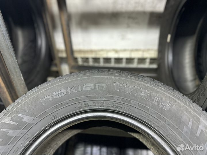 Nokian Tyres Hakka Van 215/70 R15C 109R