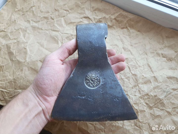 Топор 1982 год