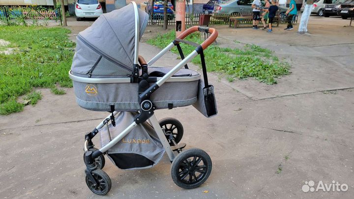 Коляска 2 в 1 luxmom лёгкая и компактная
