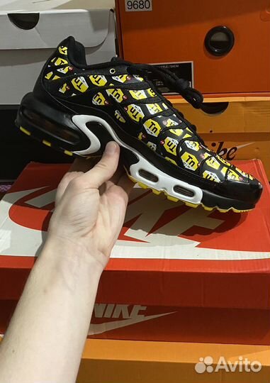 Nike tn+ plus mini logo 7.5us оригинал