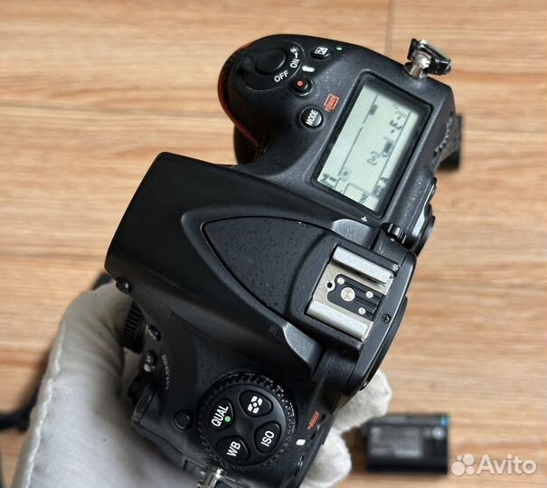 Продам знркальный фотоаппарат nikon d810+2обьектив