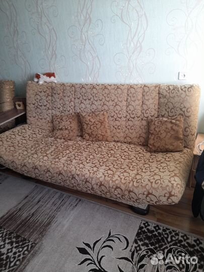 Диван с креслам б/у