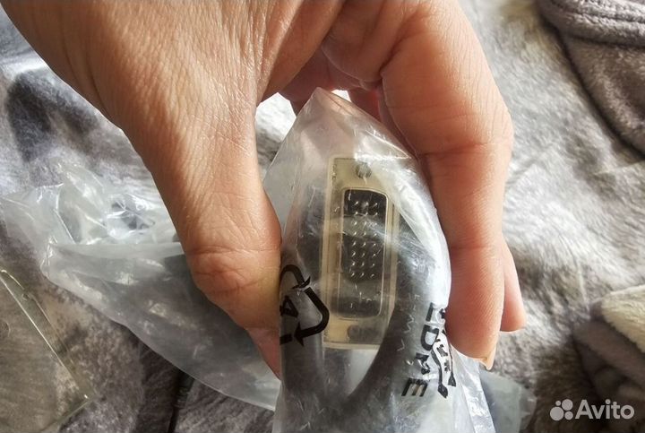 Кабель новый dvi-dvi