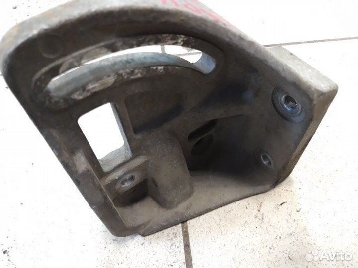 Кронштейн вспомогательных агрегатов Chevrolet