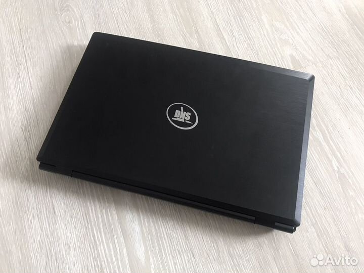 Мощный ноутбук DNS W170