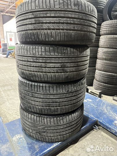 Kinforest KF-550 295/35 R21 103Y